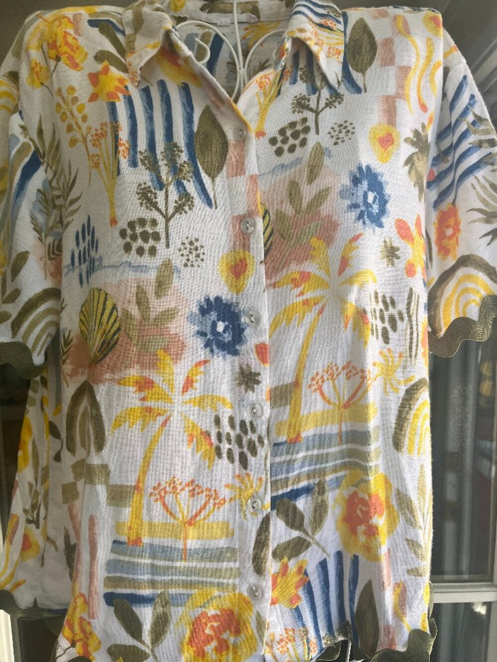 Jane + Delancey Women's tropical scallop trim Rayon Linen Button Down L
